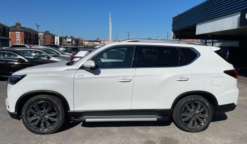 
								New KGM Rexton full									
