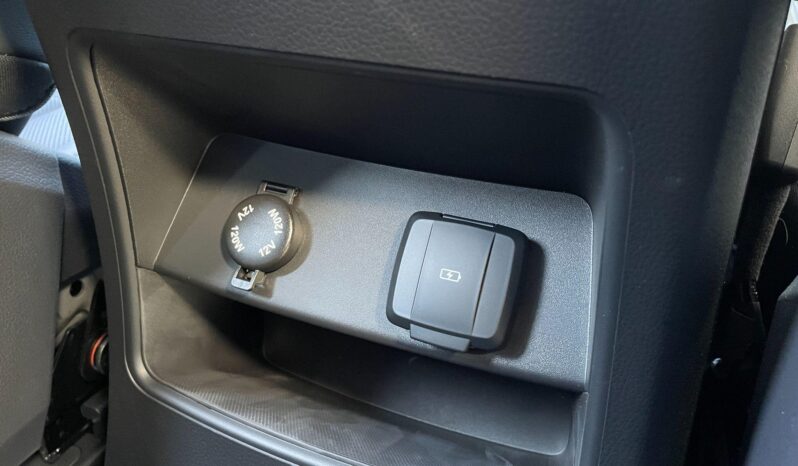 
								New KGM Rexton full									