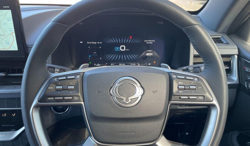 
								New KGM Rexton full									