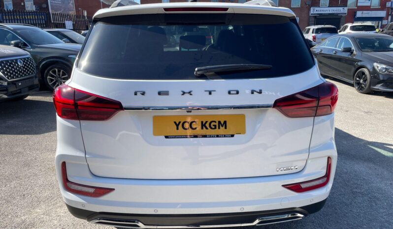 
								New KGM Rexton full									