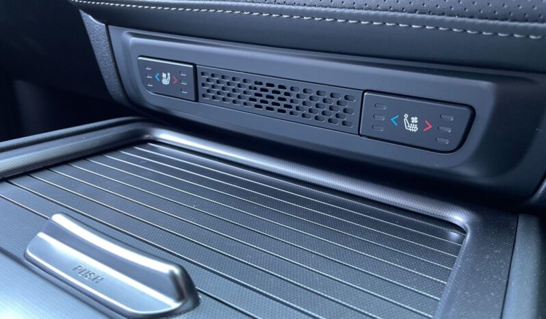 
								New KGM Rexton full									