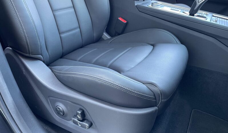 
								New KGM Rexton full									