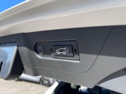 
										New KGM Rexton full									