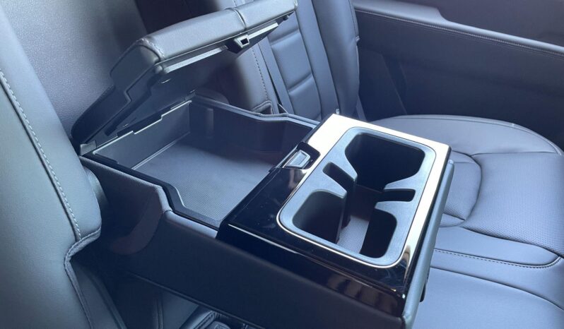 
								New KGM Rexton full									