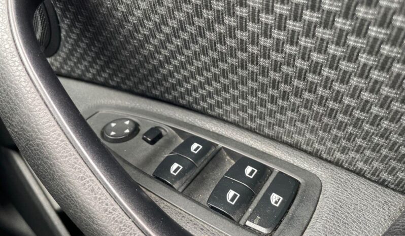 
								Used BMW X1 full									