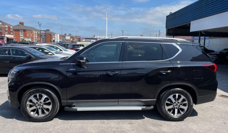 
								New KGM Rexton full									