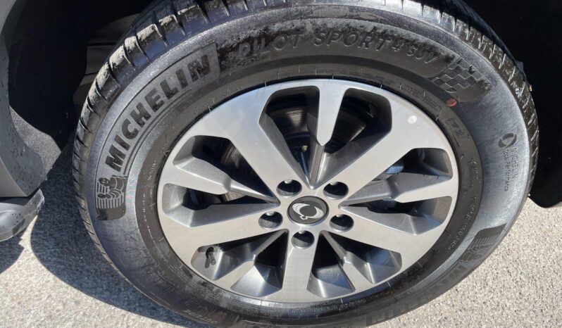 
								New KGM Rexton full									