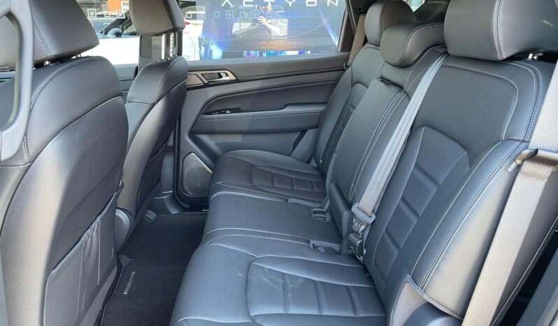 
								New KGM Rexton full									