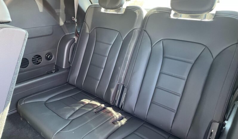 
								New KGM Rexton full									