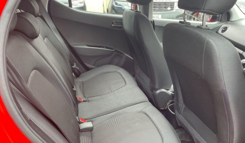
								Used Hyundai I10 full									