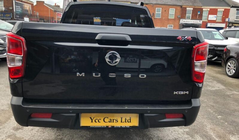 
								Used KGM MUSSO full									