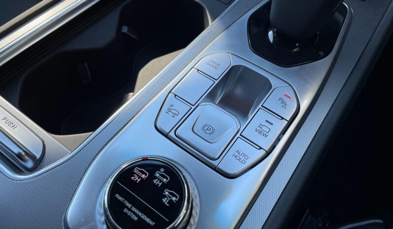 
								New KGM Rexton full									