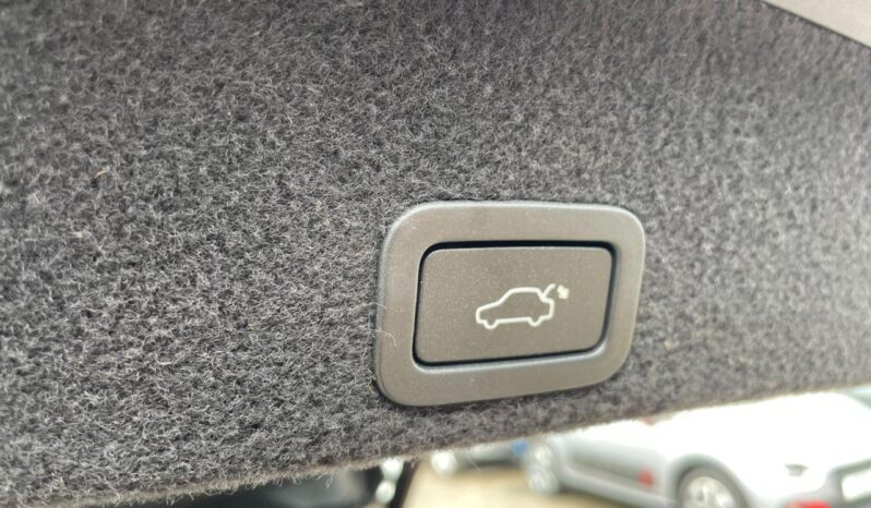 
								Used Volvo XC60 full									