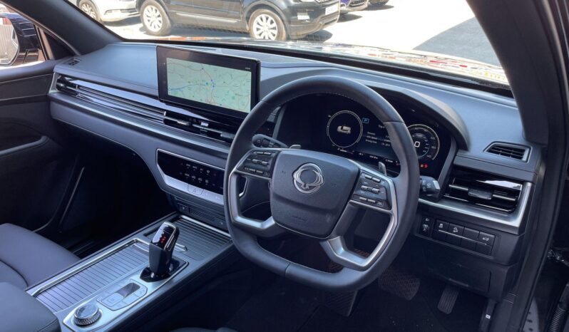 
								New KGM Rexton full									