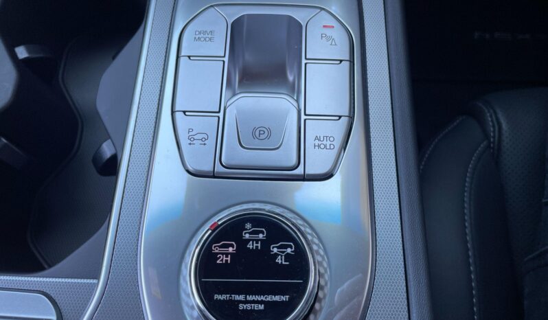 
								New KGM Rexton full									