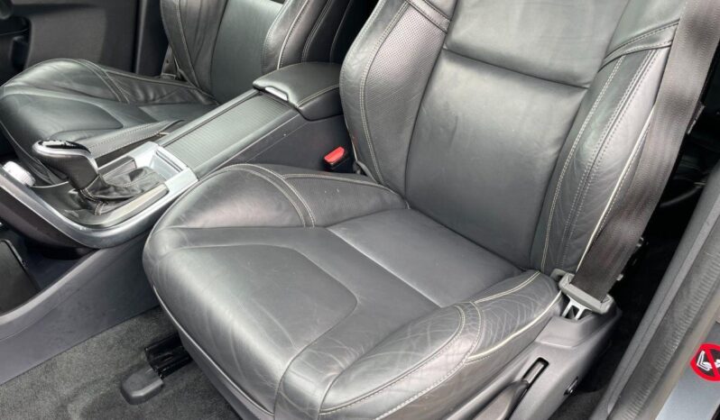 
								Used Volvo XC60 full									
