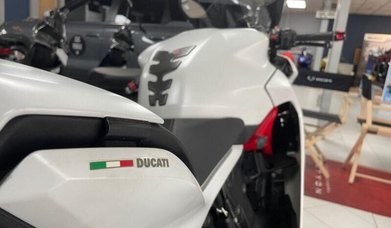 
								Used Ducati SUPERSPORT S full									