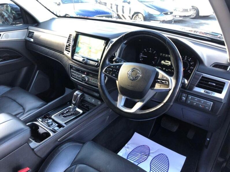 Used SsangYong REXTON