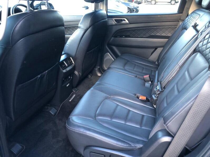 Used SsangYong REXTON